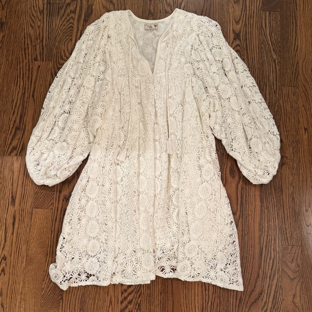 Elegant White Lace Mini Dress